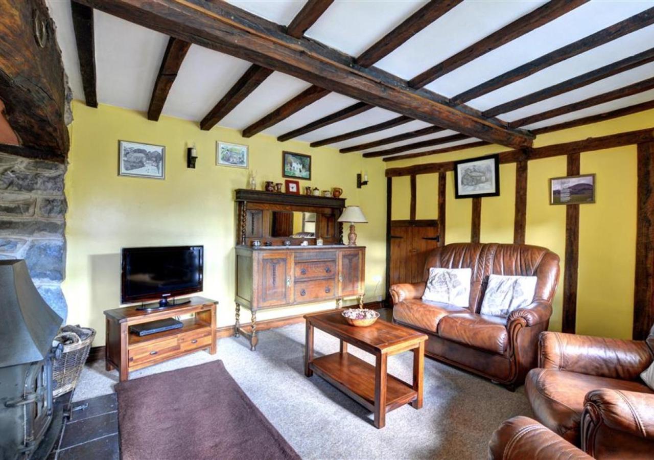Gors Villa Llanfair Caereinion Exterior photo